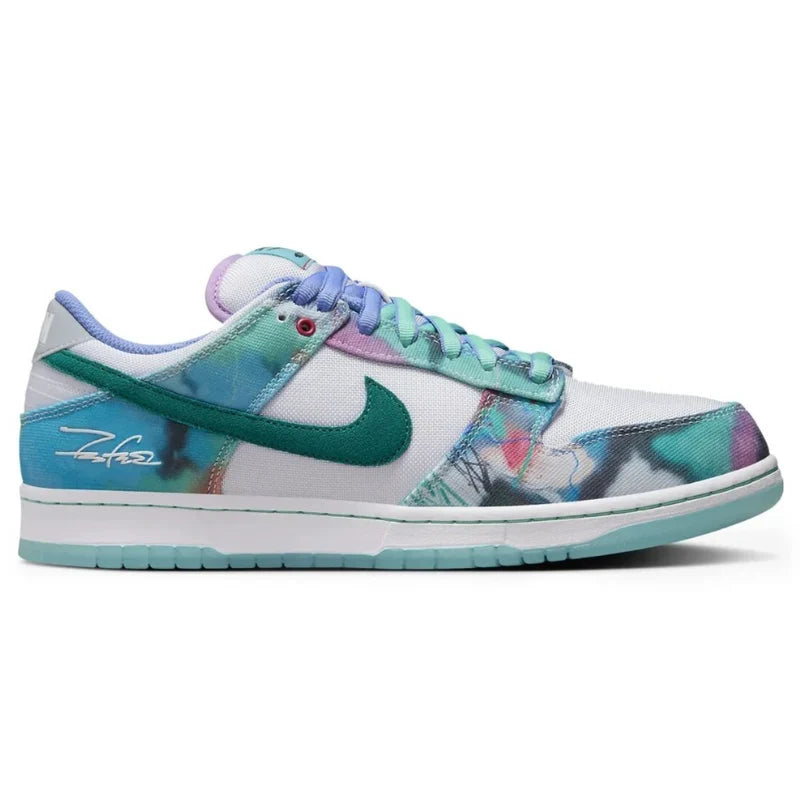 Futura × Nike SB Dunk